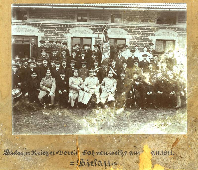 Bela-veteráni 1911.jpg